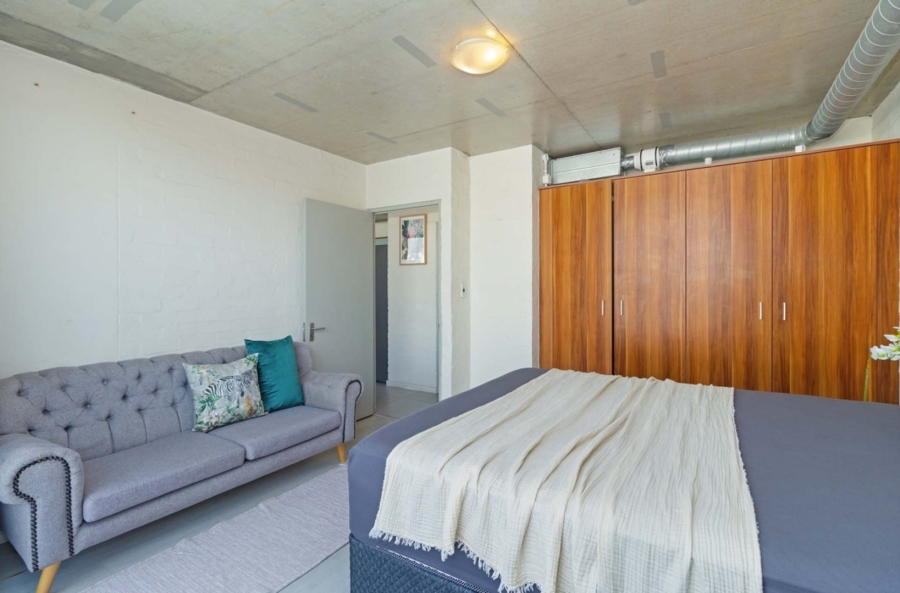 1 Bedroom Property for Sale in Woodstock Western Cape